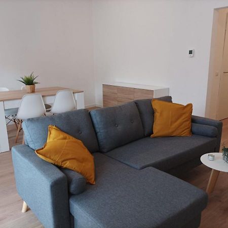Nuevo Apartamento Centro Lleida Bagian luar foto