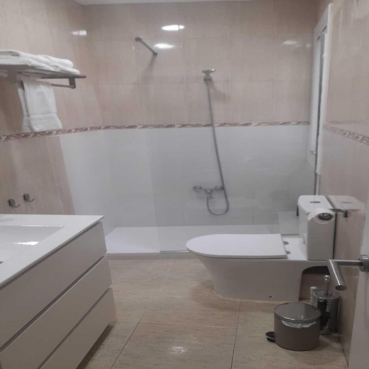 Nuevo Apartamento Centro Lleida Bagian luar foto